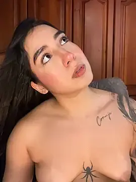 KaditaNavarro  live sex cam