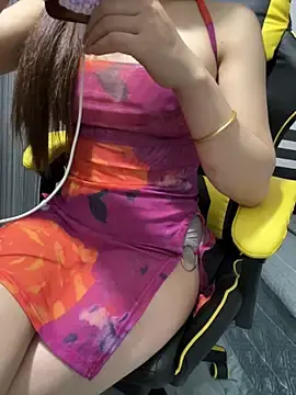 Lienrm2  live sex cam