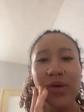 MissIniNoir  live sex cam