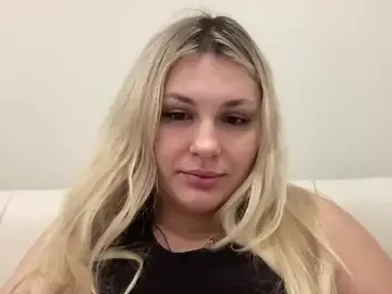 Selvarine  live sex cam