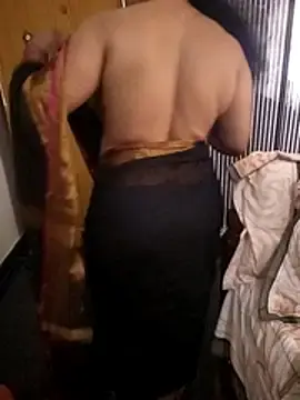 Sowmya_Babe  live sex cam
