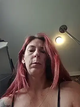 Poleslut69  live sex cam