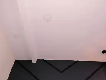 Sweet_shanaia  live sex cam