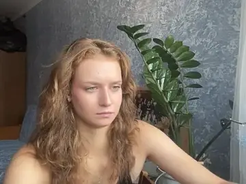 DelmyHyzer  live sex cam