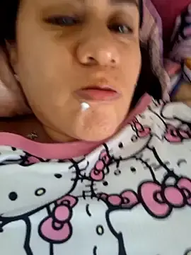Huequitochiquito  live sex cam