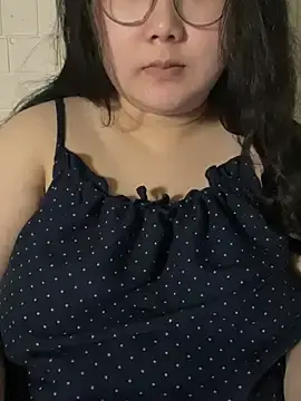 Sweet-babies  live sex cam