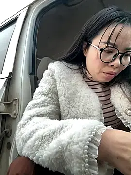 Chick-888  live sex cam