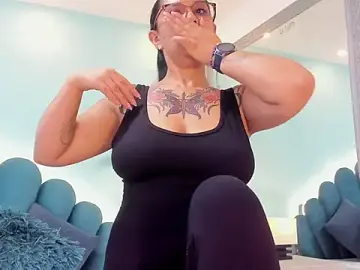 Sharlott18  live sex cam