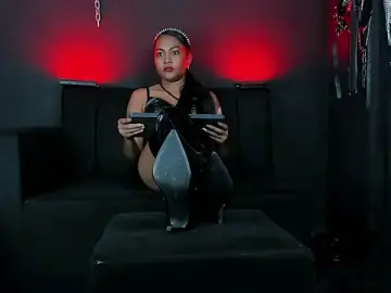 HaileyStones  live sex cam