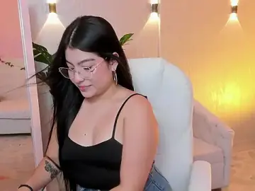 HannaLee333  live sex cam