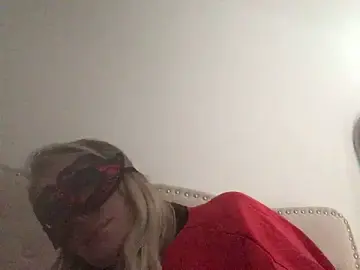 Kels28  live sex cam