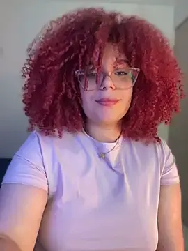 Leyah__  live sex cam