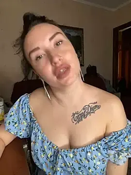Roxana_Bell  live sex cam