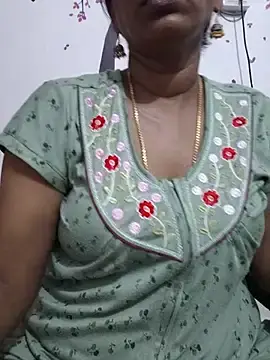 Tamil_Meera12  live sex cam