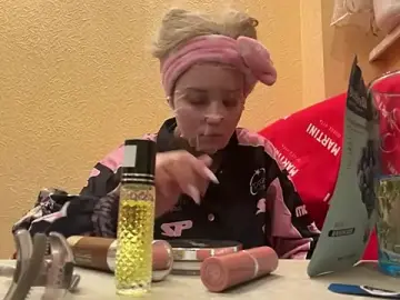 Yeniferyyyy  live sex cam