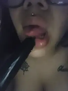 Camilu23  live sex cam