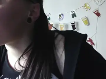Aelita_bb  live sex cam