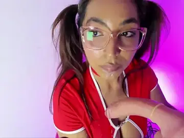 Leticia_brownn1  live sex cam