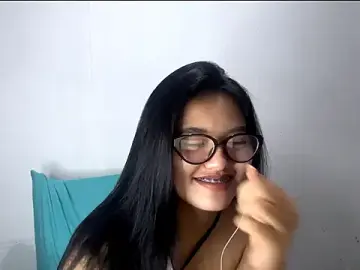 StellaHurtis  live sex cam