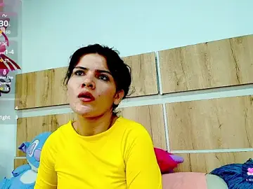 Valentina_H0t_  live sex cam
