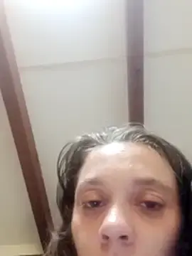 Cerdamulti  live sex cam