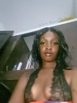 Lovelyhunn  live sex cam