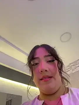 Hannahpradaa_  live sex cam
