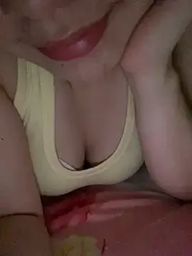 Honey_eli  live sex cam