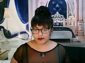 IndiaBlackPanther  live sex cam