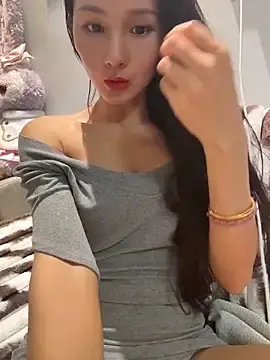 Lynn_33  live sex cam