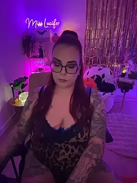 Miss_Lucifer6  live sex cam