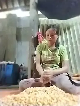 Bong-ngo  live sex cam