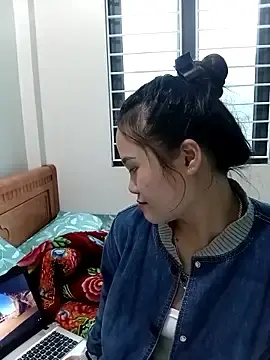 Cherry-cute  live sex cam