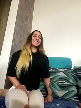 Larisaizb29  live sex cam