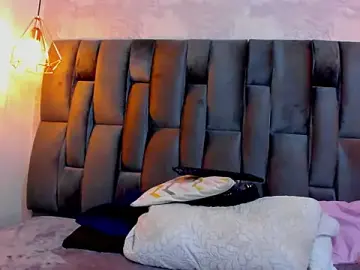 Nahomi-Hill  live sex cam