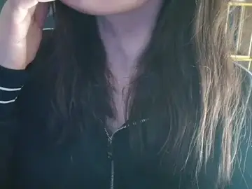 NicoleLove_  live sex cam