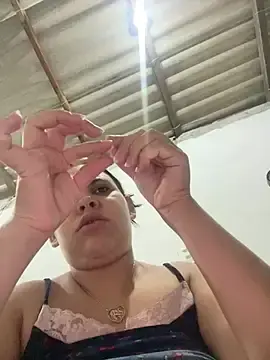 Putinhasex1  live sex cam