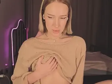 Pretty_smile_cutie  live sex cam