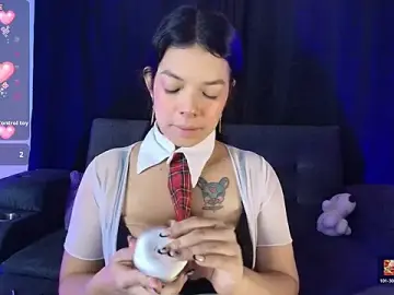 Yungelitamor_  live sex cam