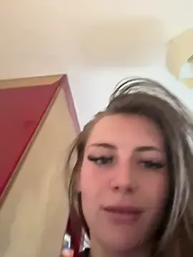 Courts_ma4  live sex cam