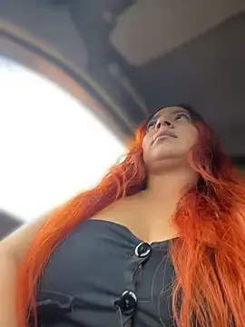 FoxxyAnny  live sex cam