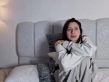 Katt_Moonn  live sex cam