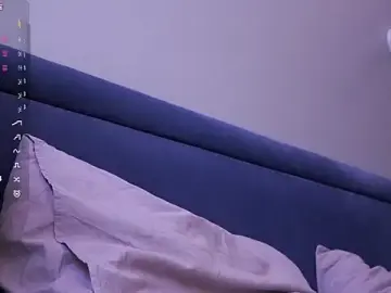LinnHigh  live sex cam