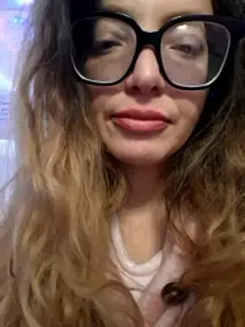 Mademoiselleroze  live sex cam