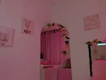 Bruneettklaryss  live sex cam