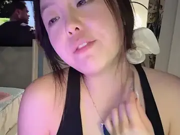 LongLongQueen  live sex cam