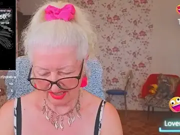 Maya_Mayflower  live sex cam