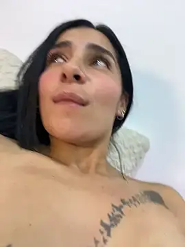 Meganmilk1  live sex cam