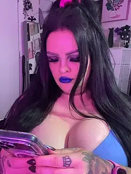 Gothxgirly  live sex cam