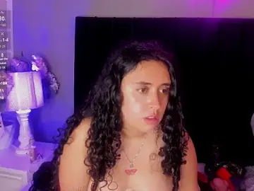 Isaxcurves  live sex cam